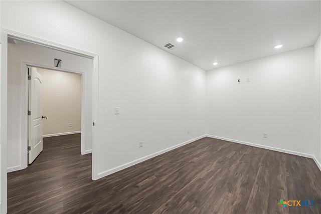 209 E 3rd Street, Lampasas, TX 76550