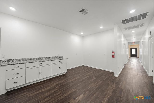 209 E 3rd Street, Lampasas, TX 76550