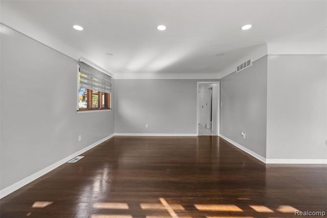 18216 Filmore Street, Southfield, MI 48075