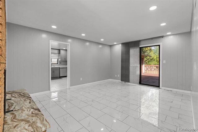 18216 Filmore Street, Southfield, MI 48075