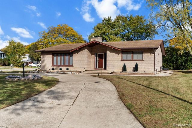 18216 Filmore Street, Southfield, MI 48075