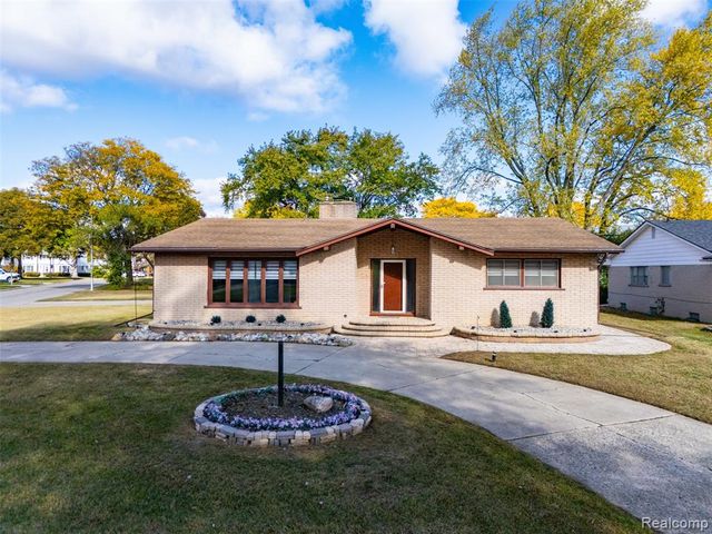 18216 Filmore Street, Southfield, MI 48075