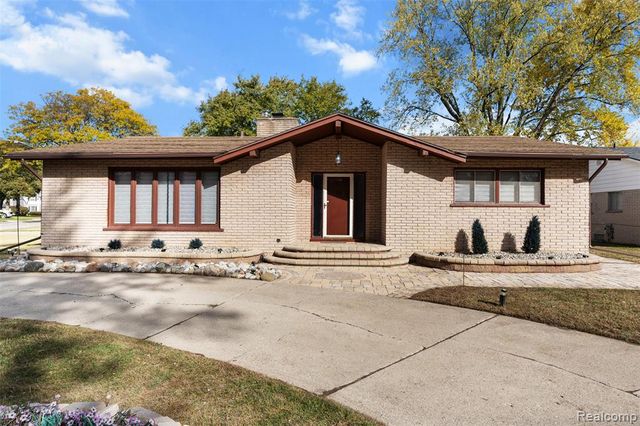 18216 Filmore Street, Southfield, MI 48075