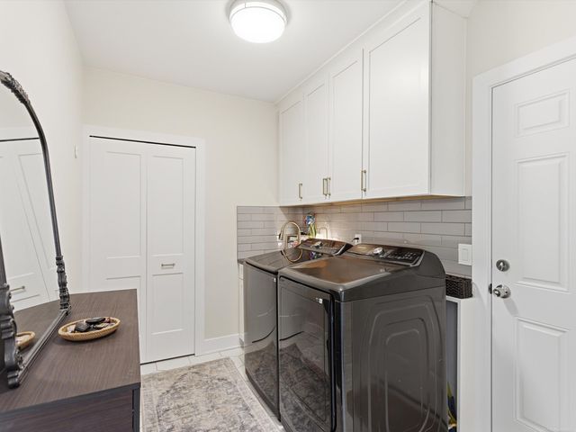 14925 Hartford Court, Utica, MI 48315