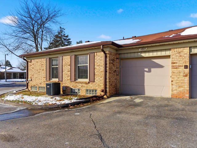 14925 Hartford Court, Utica, MI 48315
