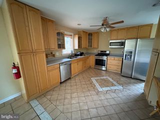 394 CROSHAW RD #APT A, Wrightstown, NJ 08562