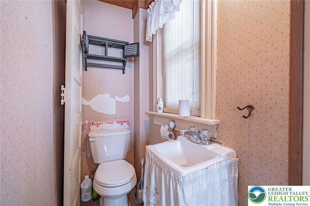 223 South 17th Street, Allentown City, PA 18104