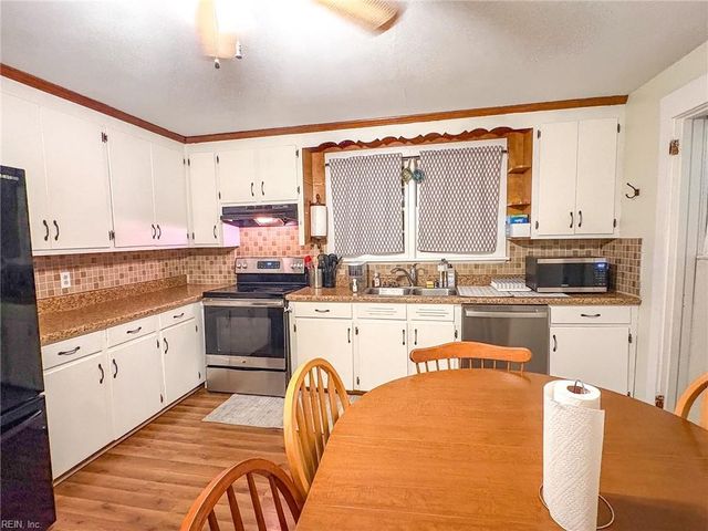 6556 Godwin BLVD, Suffolk, VA 23432