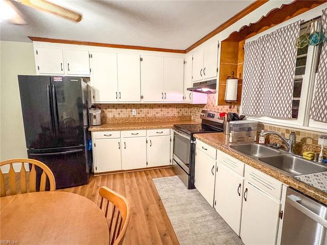 6556 Godwin BLVD, Suffolk, VA 23432