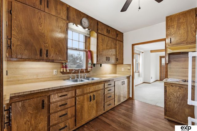 2416 N 88th Street, Omaha, NE 68134