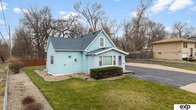 2416 N 88th Street, Omaha, NE 68134