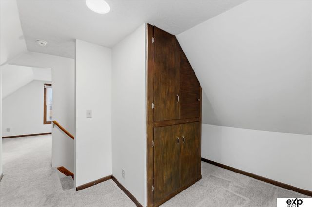 2416 N 88th Street, Omaha, NE 68134