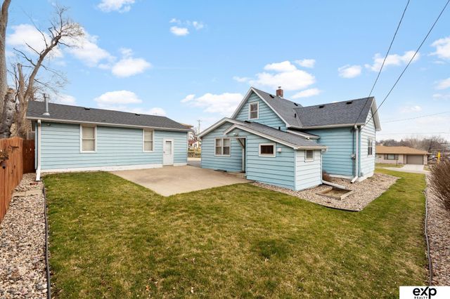 2416 N 88th Street, Omaha, NE 68134