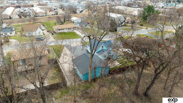 2416 N 88th Street, Omaha, NE 68134