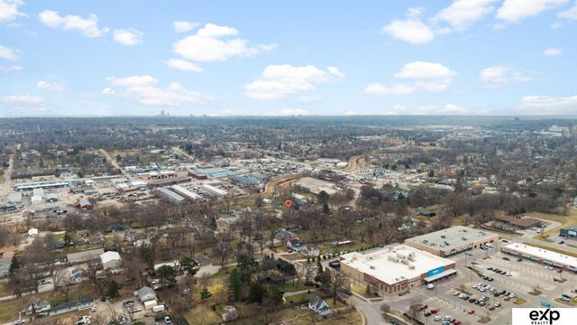 2416 N 88th Street, Omaha, NE 68134