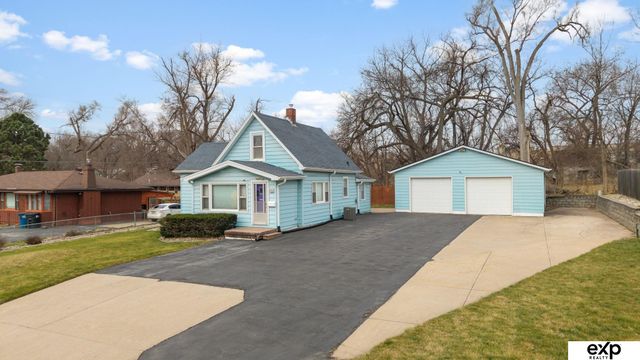 2416 N 88th Street, Omaha, NE 68134