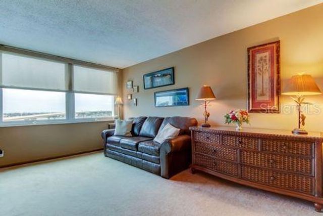 6265 SUN BOULEVARD 805, St Petersburg, FL 33715