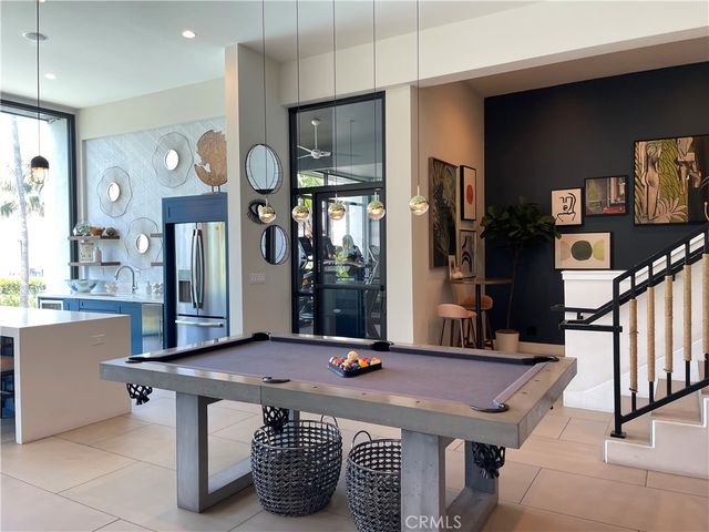 620 The Village 211, Redondo Beach, CA 90277