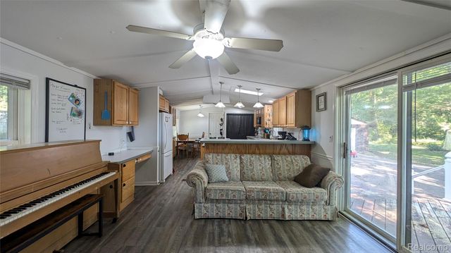 8642 Pine Court, Arbela Township, MI 48420