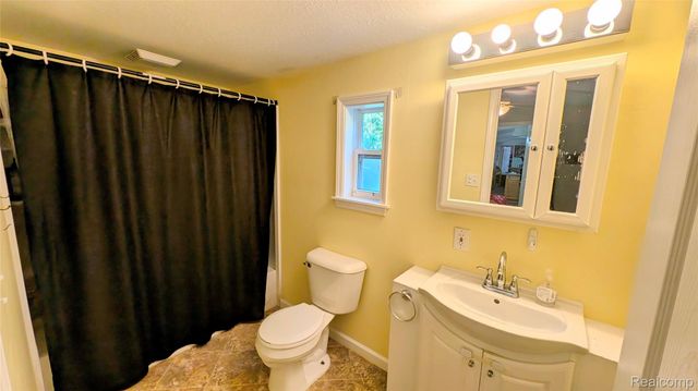 8642 Pine Court, Arbela Township, MI 48420