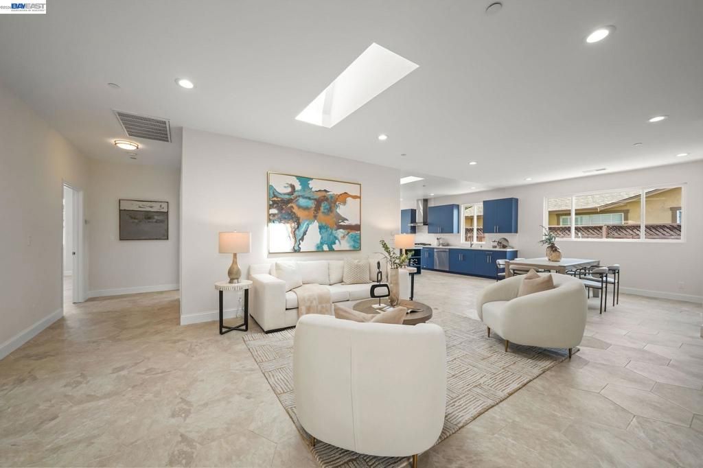 Image 12 of property listing at 40772 Blacow Rd, Fremont, CA 94538