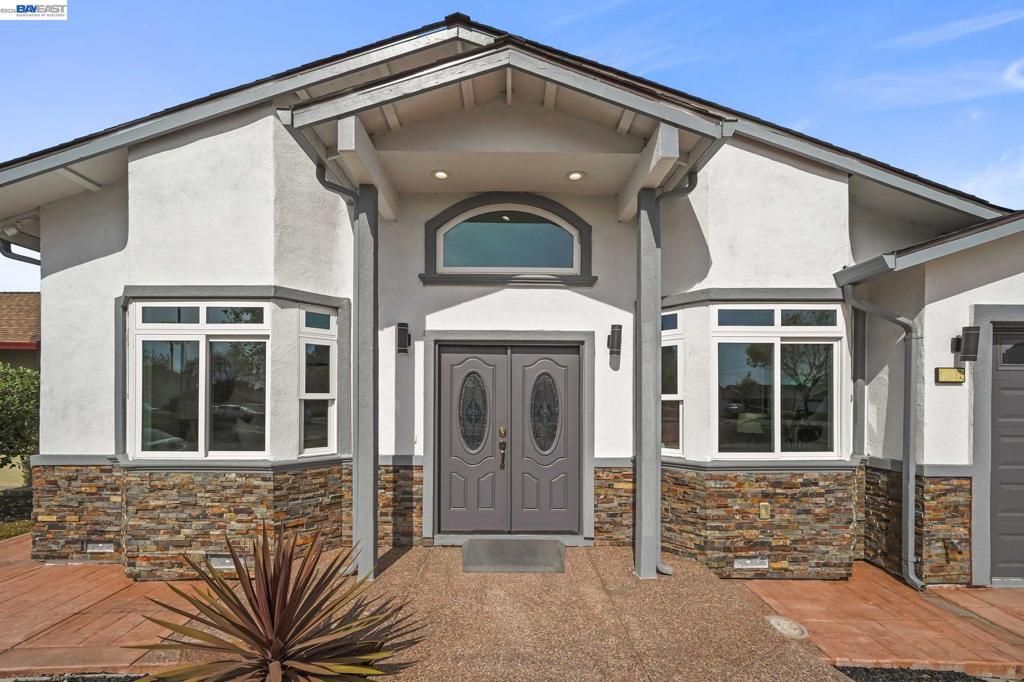 Image 6 of property listing at 40772 Blacow Rd, Fremont, CA 94538