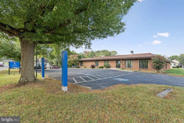 842 N SHENANDOAH AVE, Front Royal, VA 22630