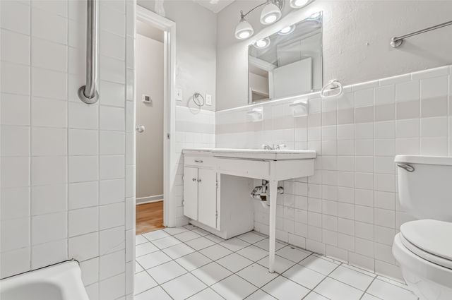 1203 Sunnybrook Drive, Irving, TX 75061