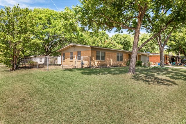1203 Sunnybrook Drive, Irving, TX 75061