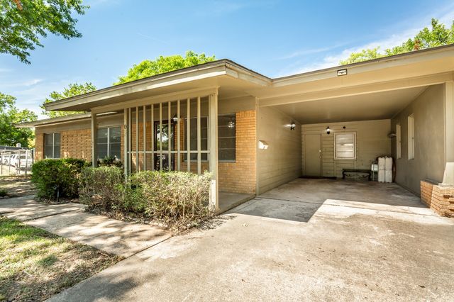 1203 Sunnybrook Drive, Irving, TX 75061