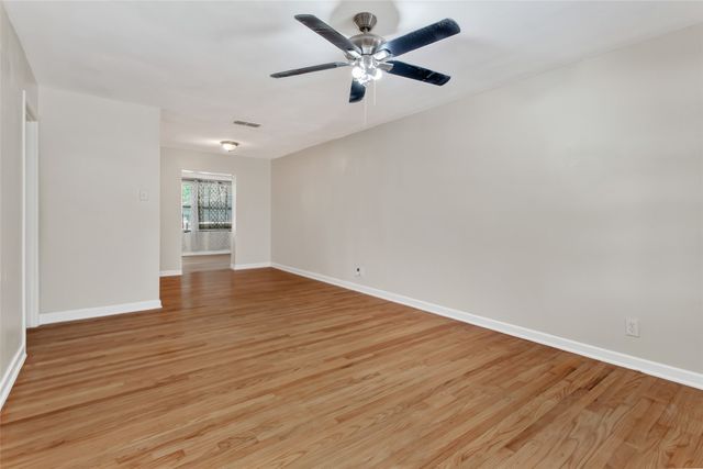 1203 Sunnybrook Drive, Irving, TX 75061