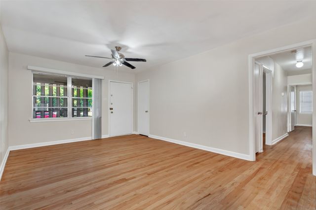 1203 Sunnybrook Drive, Irving, TX 75061