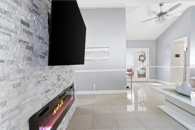 7102 HARBORHILLS COURT, Tampa, FL 33615