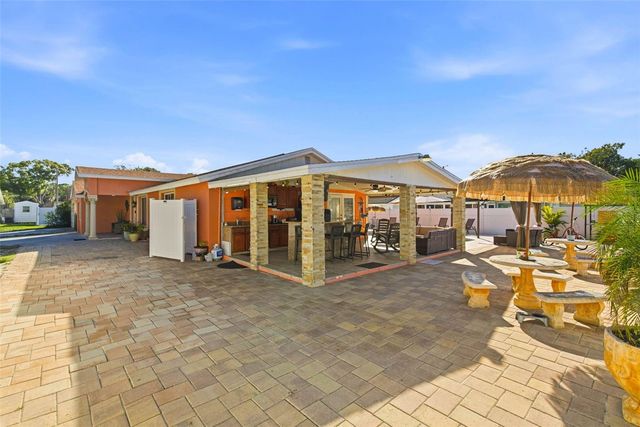 7102 HARBORHILLS COURT, Tampa, FL 33615