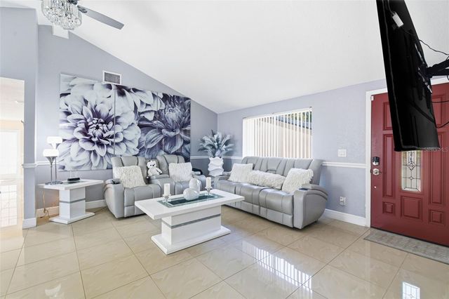 7102 HARBORHILLS COURT, Tampa, FL 33615