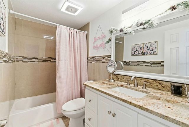 7102 HARBORHILLS COURT, Tampa, FL 33615