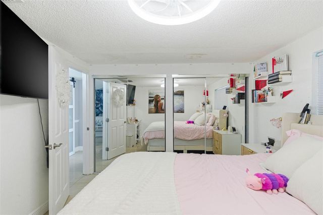 7102 HARBORHILLS COURT, Tampa, FL 33615