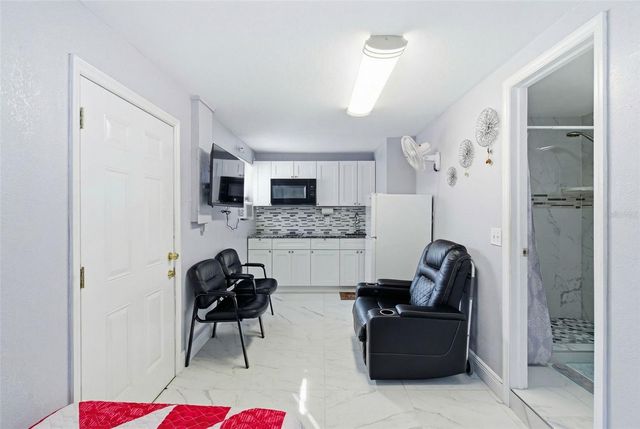 7102 HARBORHILLS COURT, Tampa, FL 33615