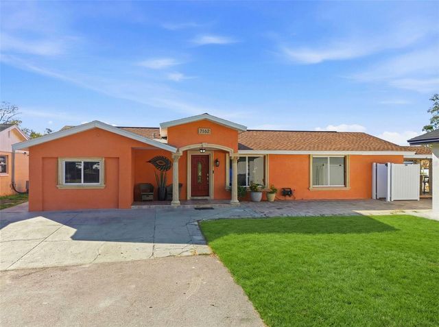 7102 HARBORHILLS COURT, Tampa, FL 33615