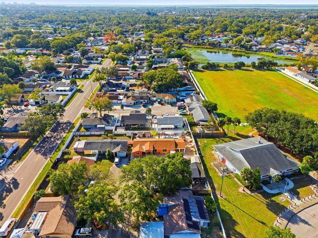 7102 HARBORHILLS COURT, Tampa, FL 33615