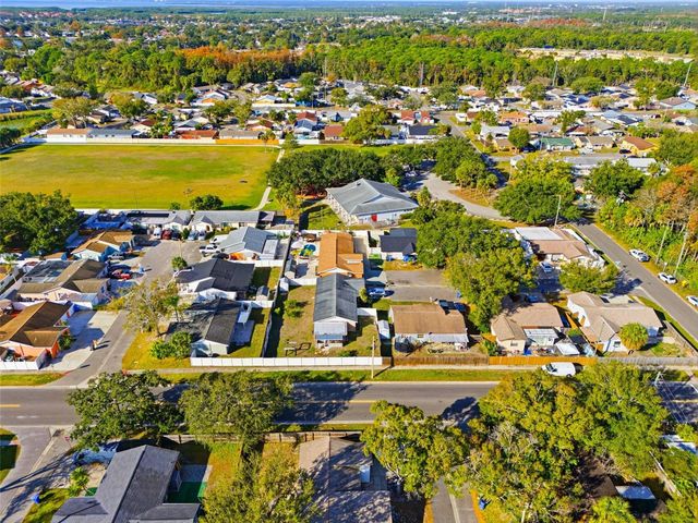 7102 HARBORHILLS COURT, Tampa, FL 33615