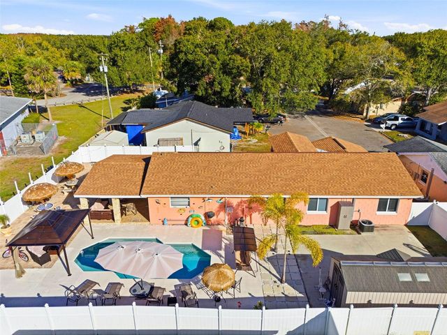 7102 HARBORHILLS COURT, Tampa, FL 33615