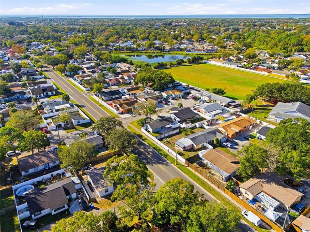 7102 HARBORHILLS COURT, Tampa, FL 33615