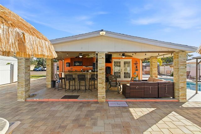 7102 HARBORHILLS COURT, Tampa, FL 33615