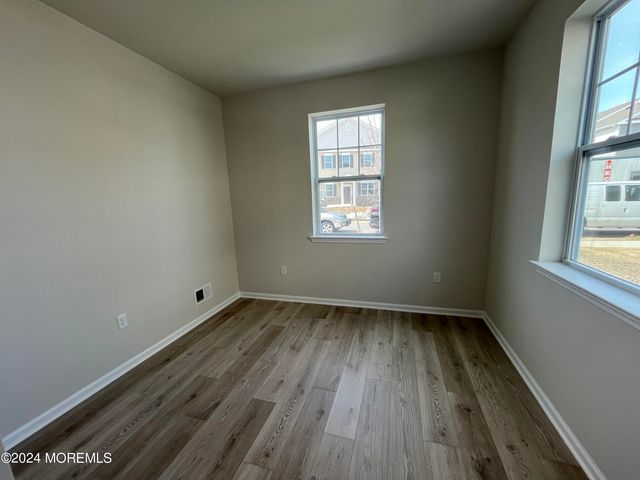 52 Chapel Lane, Wall, NJ 07753