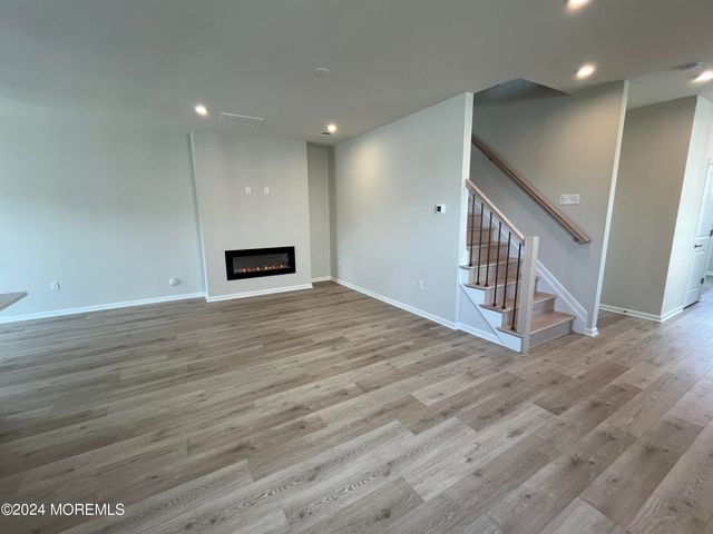 52 Chapel Lane, Wall, NJ 07753