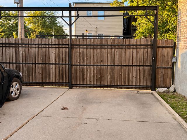 3858 W Grenshaw Street, Chicago, IL 60624