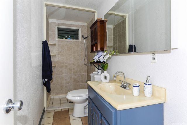 87-1977 Mohihi Street, Waianae, HI 96792