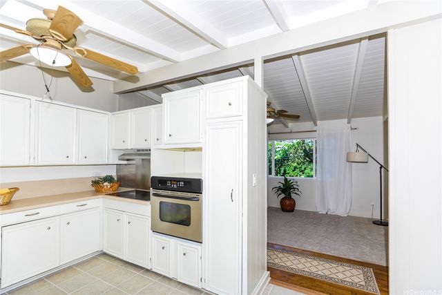 87-1977 Mohihi Street, Waianae, HI 96792