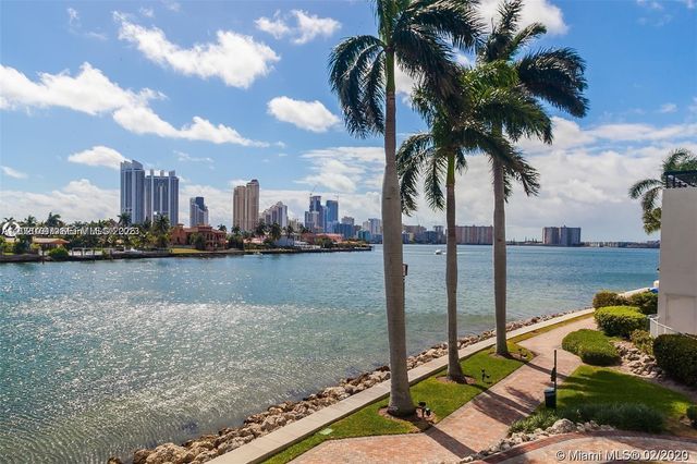 19101 NE 36th Ct 402, Aventura, FL 33180